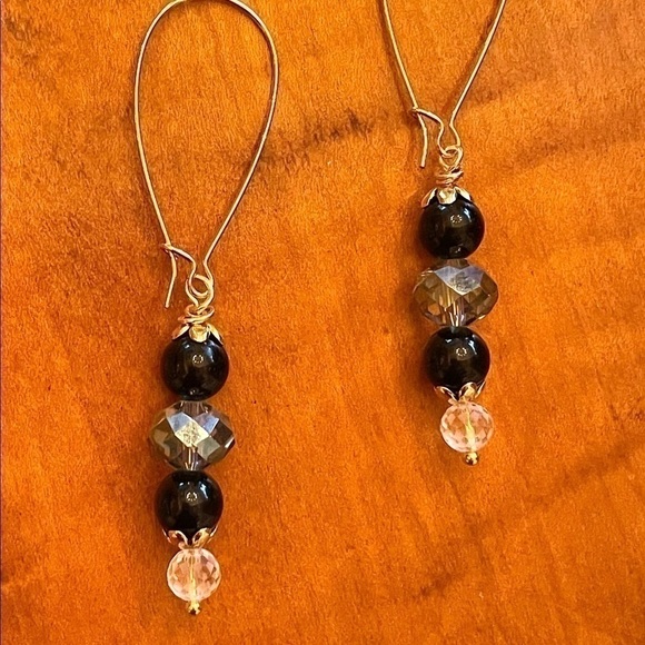 𝅺22KT Gold over Sterling Silver Earrings Genuine Black Onyx Crystal Modern Chic - Picture 5 of 6